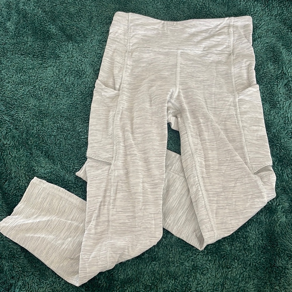 Lululemon Wee Are From Space Nimbus Battleship Speed Up Crop 21”